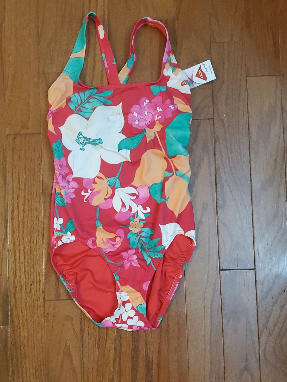 🌺 NWT Lands’ End Tugless X-Back One Piece Swimsuit – Size 6 D-Cup